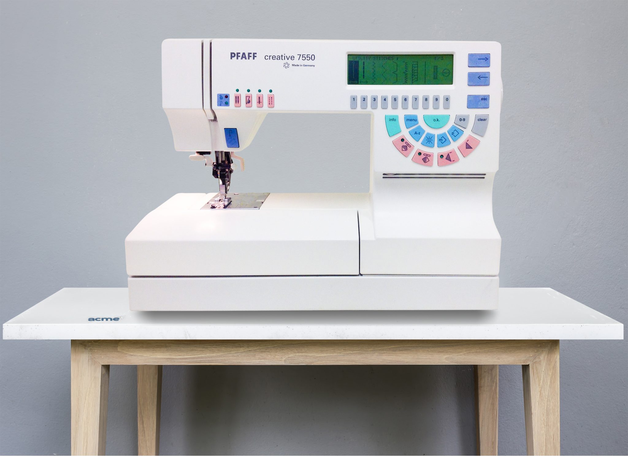 Pfaff Creative 7550 Computerized Sewing Machine FOR SALE