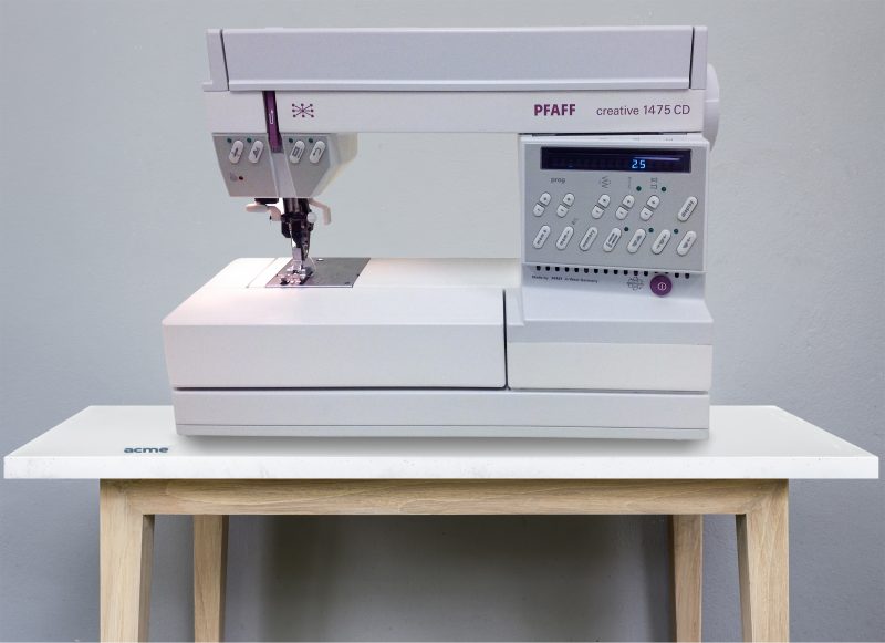 PFAFF Select 1475 CD Sewing Machine FOR SALE