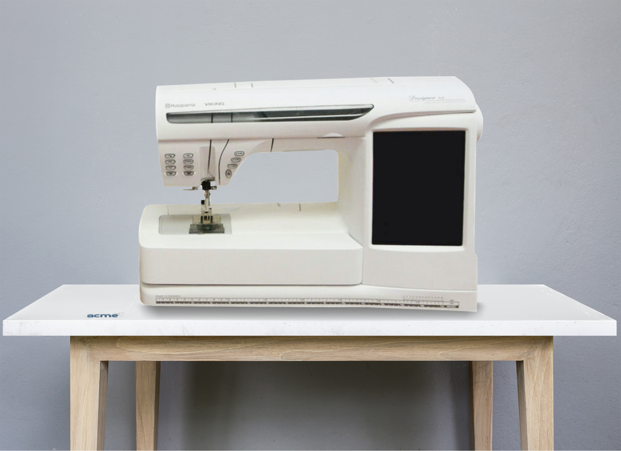 Husqvarna Viking Designer SE Sewing Machine FOR SALE